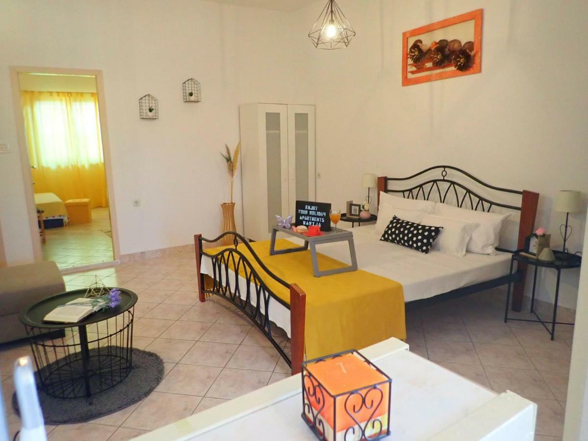 Apartments Marija Karlobag Extérieur photo